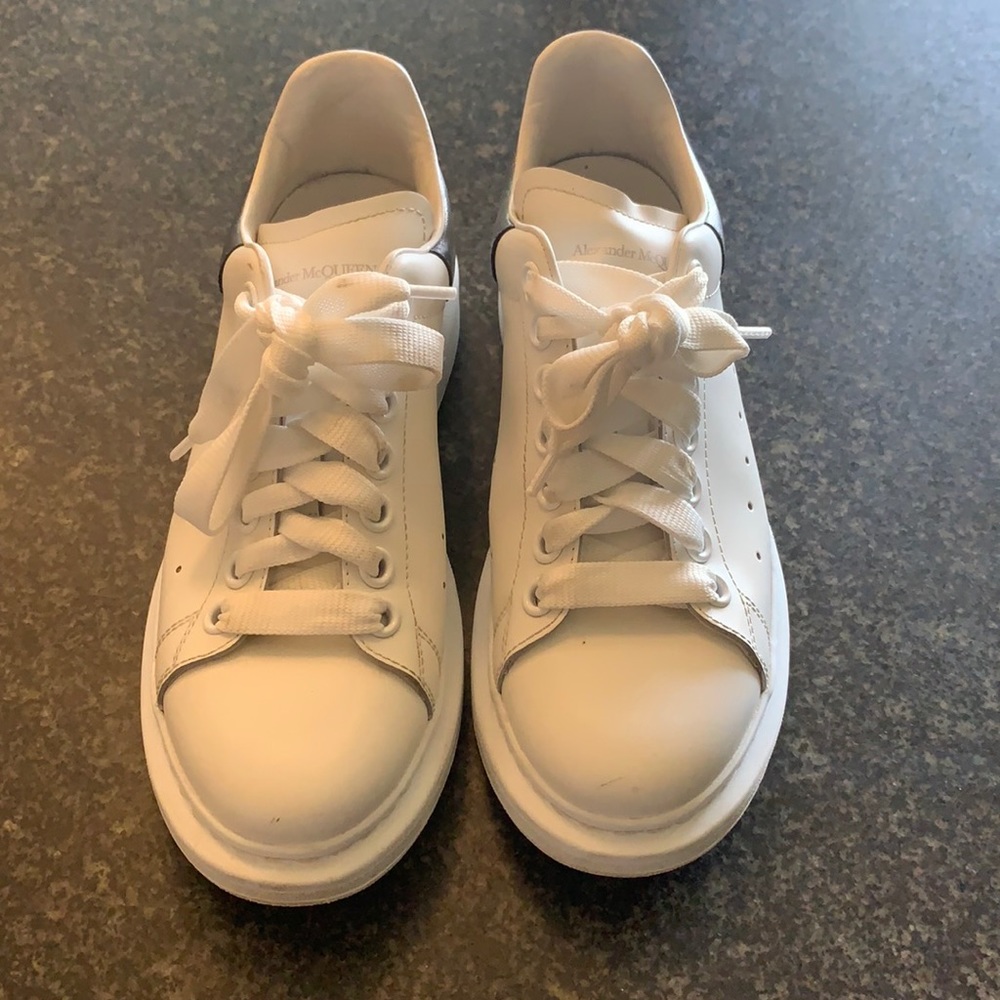 Alexander McQueen Shoes size 38.5 (8.5)